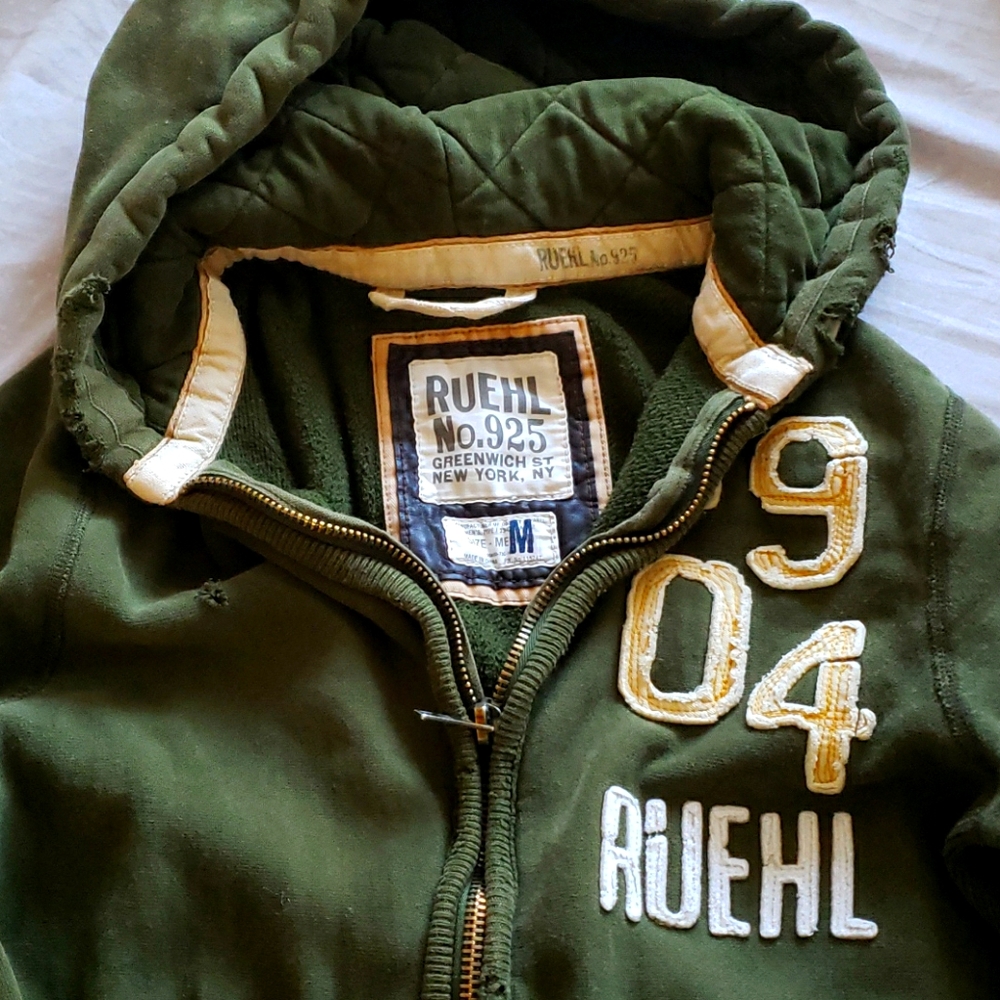 Ruehl No.925 Hooded sweatshirt